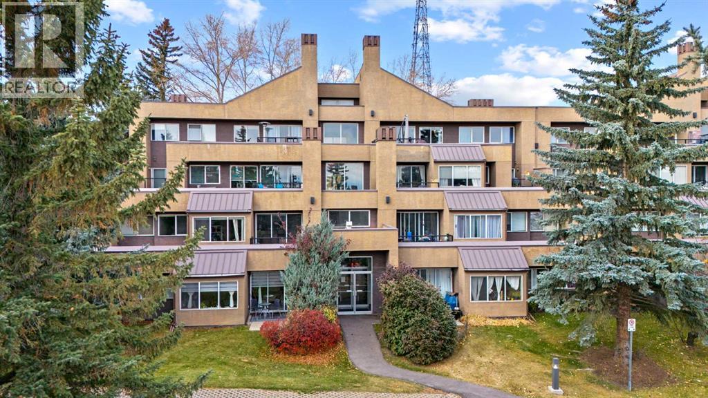 Single Family House Multi-level for Sale in   Village Heights SW Patterson Calgary 