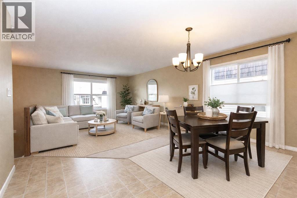 114 Redwood Boulevard - Photo 4 of 14, Springbrook, Alberta