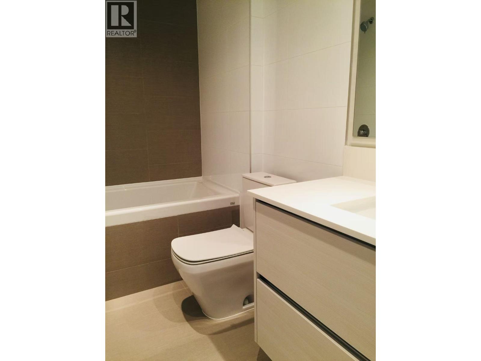 1 Bed, 1 Bath House for Sale in Burnaby – 1903 4670 ASSEMBLY WAY, Burnaby - Image 7