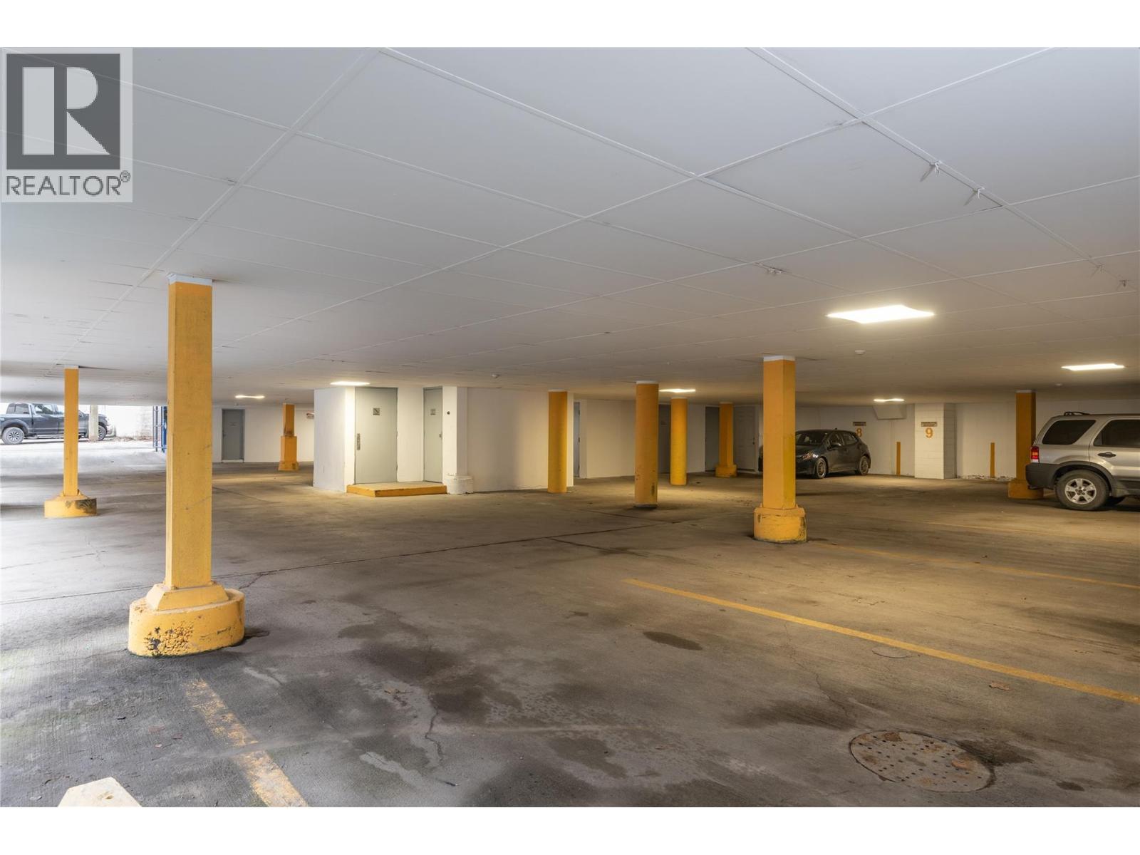 202 231 Trans Canada Highway Northeast, Salmon Arm