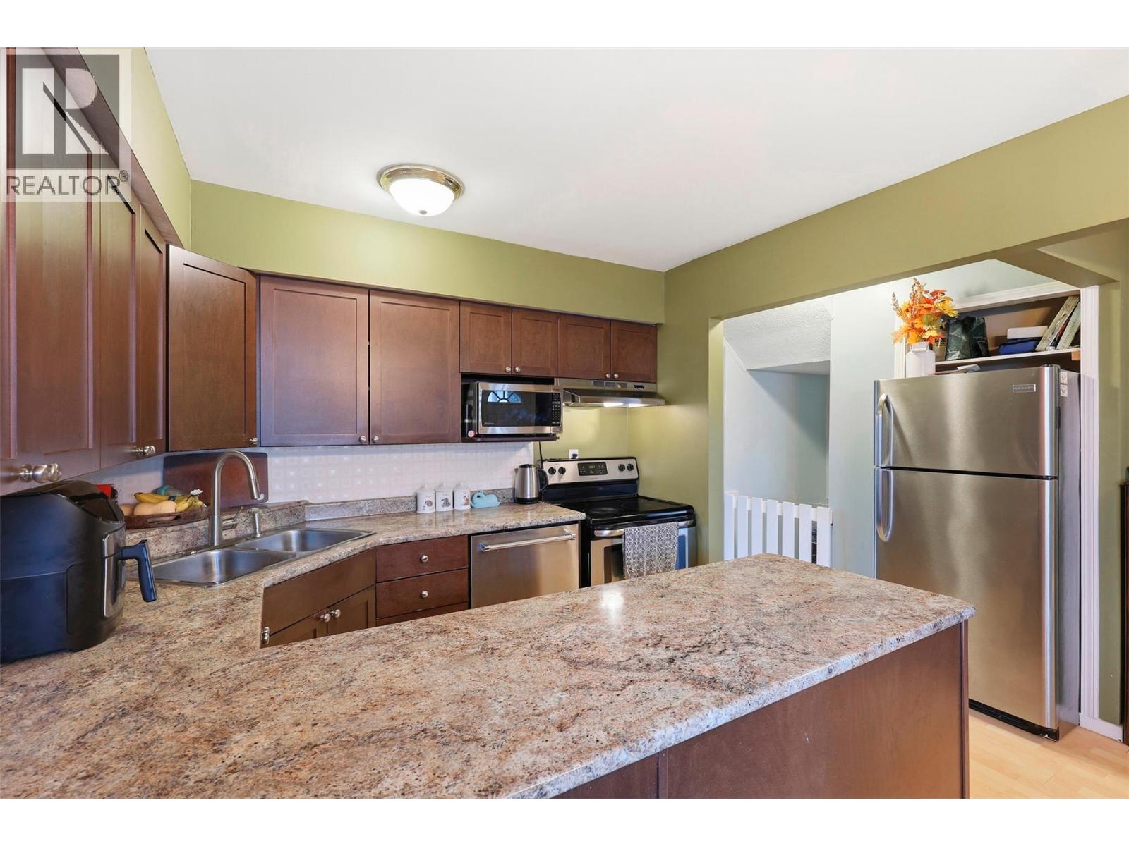 2568 SANDPIPER Drive Unit# 32, Kamloops