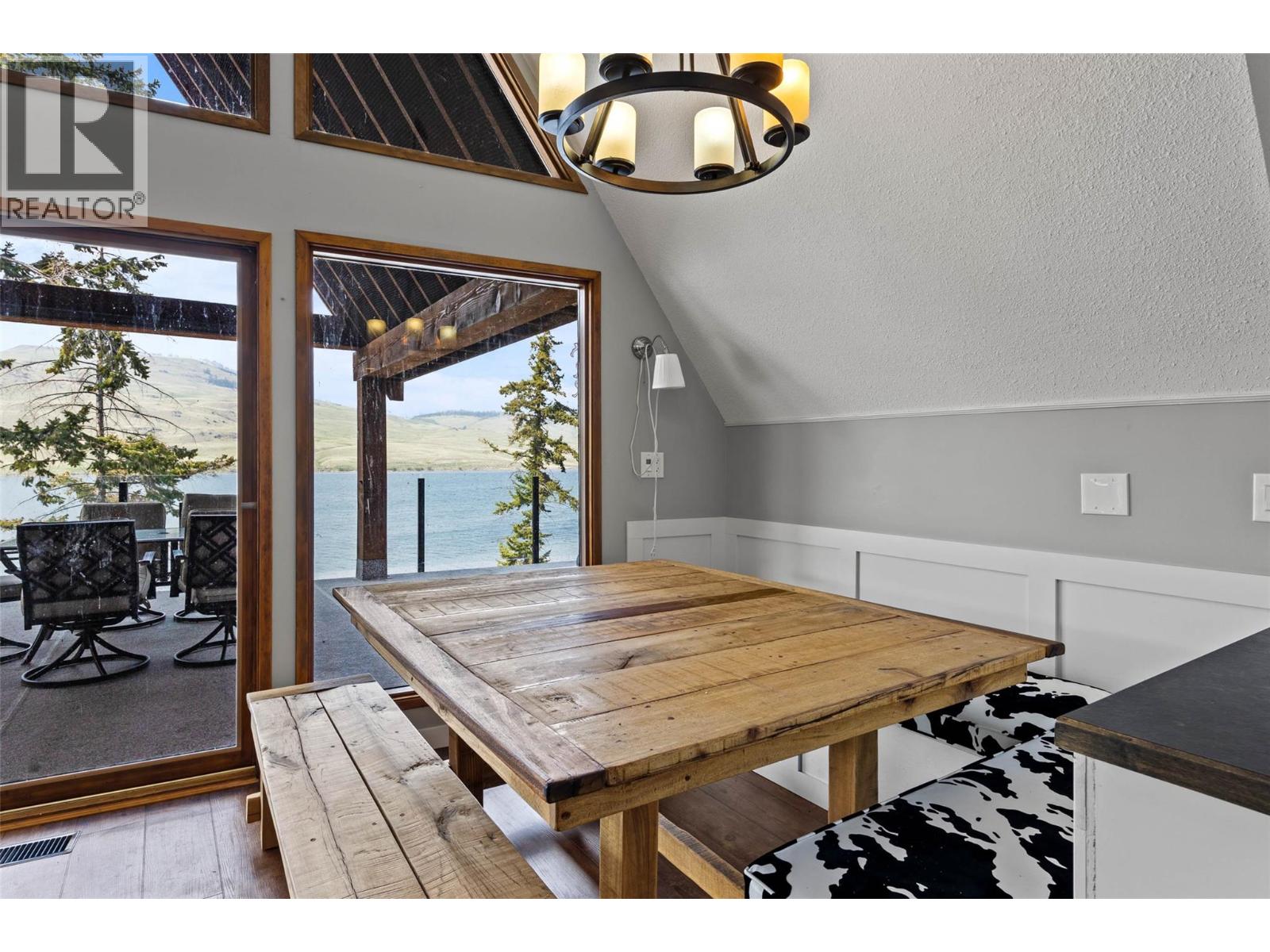 9027 Planet Mine Road, Stump Lake