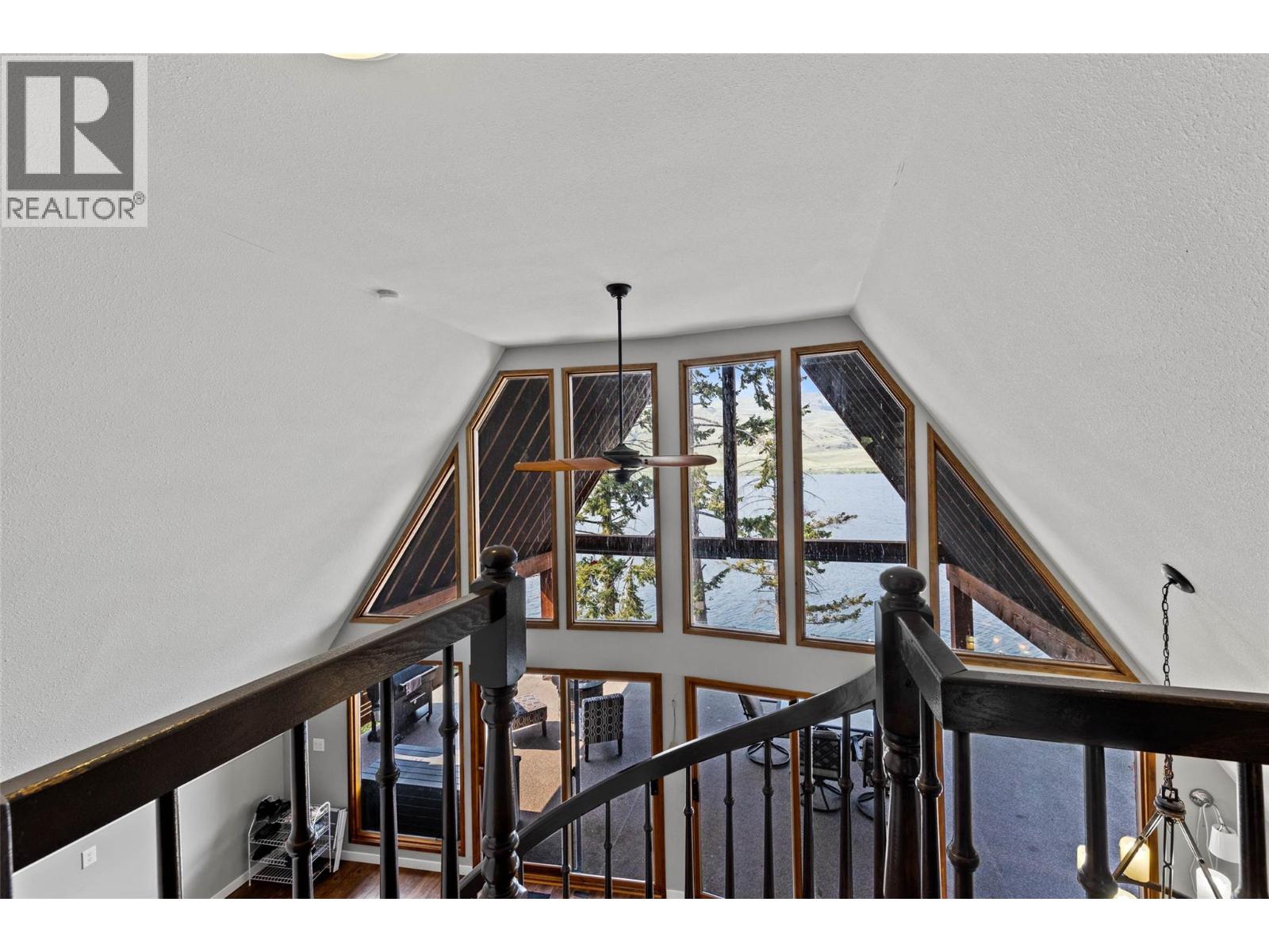 9027 Planet Mine Road, Stump Lake