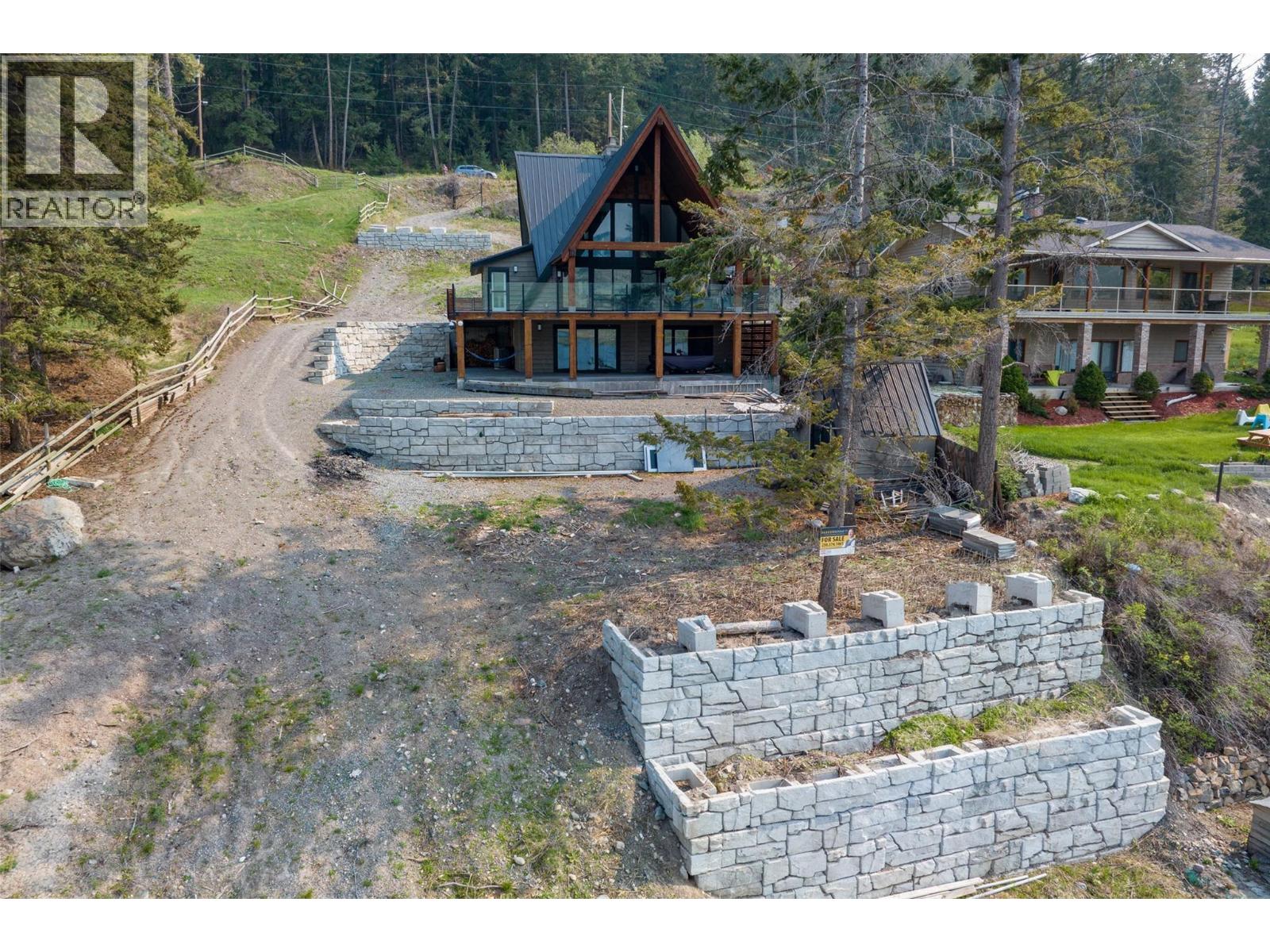 9027 Planet Mine Road, Stump Lake