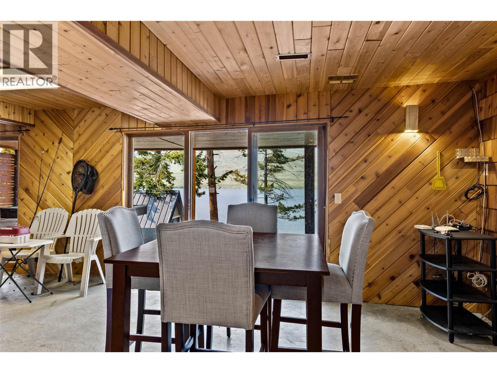 9027 Planet Mine Road, Stump Lake