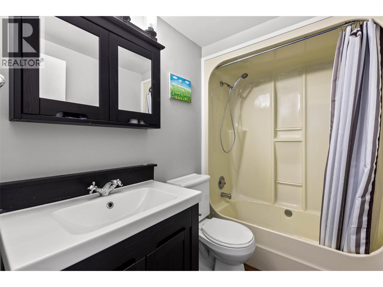 9027 Planet Mine Road, Stump Lake