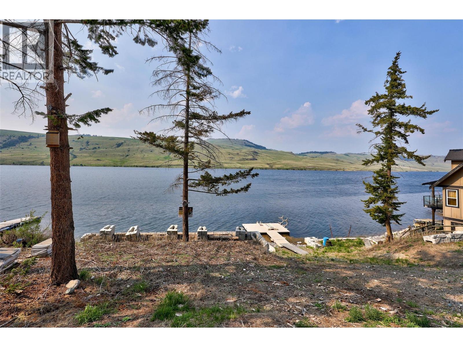 9027 Planet Mine Road, Stump Lake