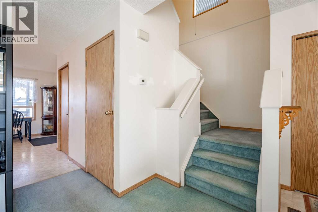 Single Family House for Sale in  Martinridge Crescent NE Martindale Calgary 