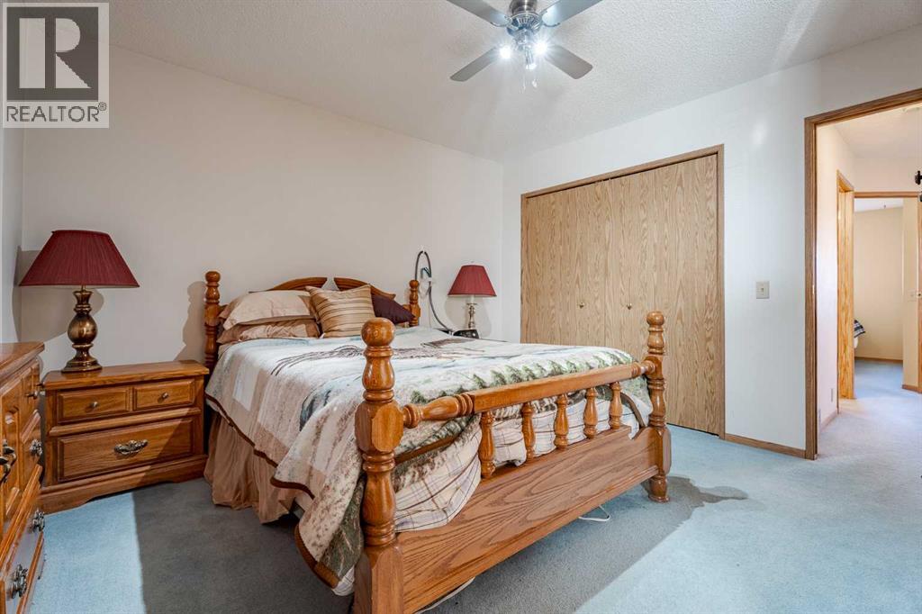 Single Family House for Sale in  Martinridge Crescent NE Martindale Calgary 