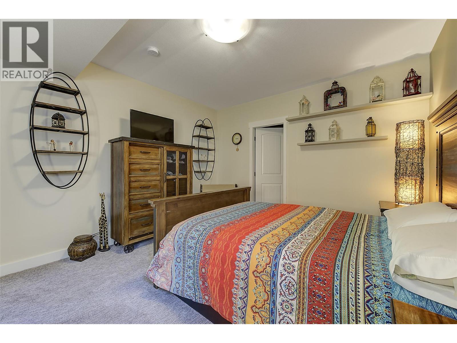 12633 Driftwood Court, Lake Country