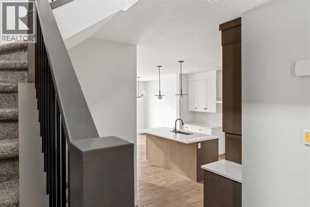 Single Family House for Sale in  Silver Spruce Grove SW Silverado Calgary 