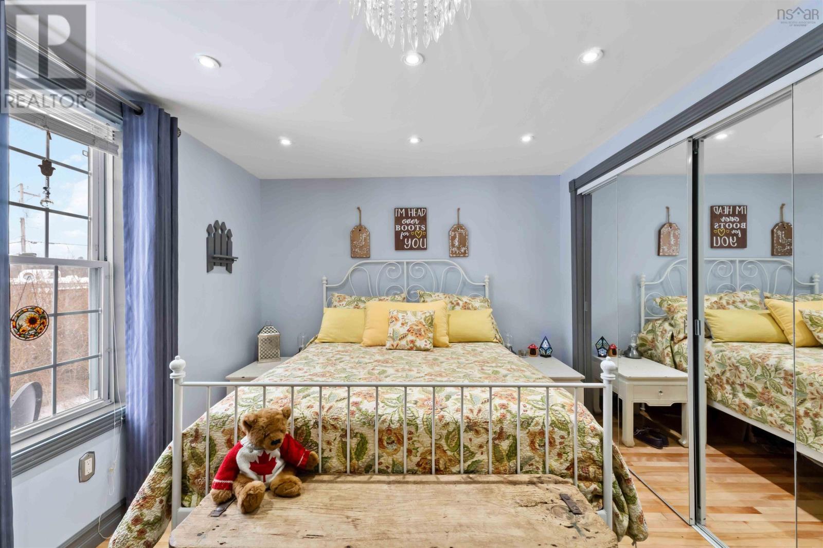 Property 16 of 49 of 432 Riverdale Road