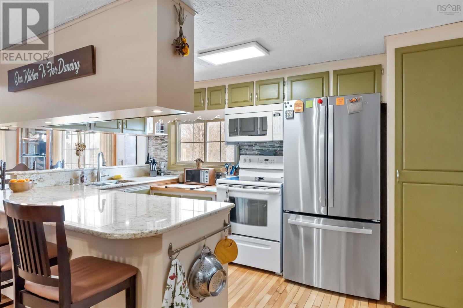 Property 30 of 49 of 432 Riverdale Road