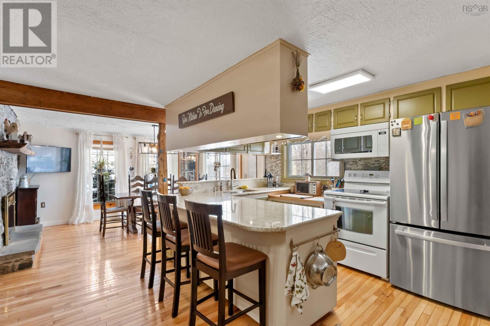 Property 27 of 49 of 432 Riverdale Road