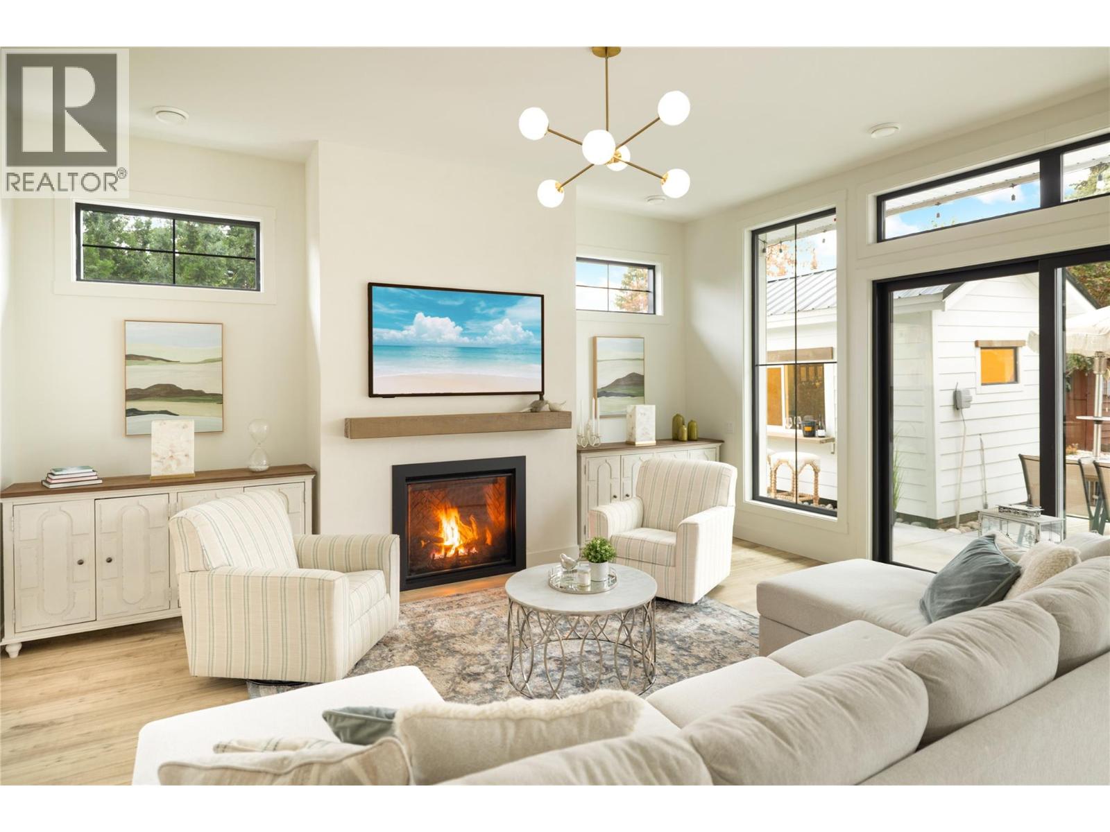  2053 Long Street, Kelowna