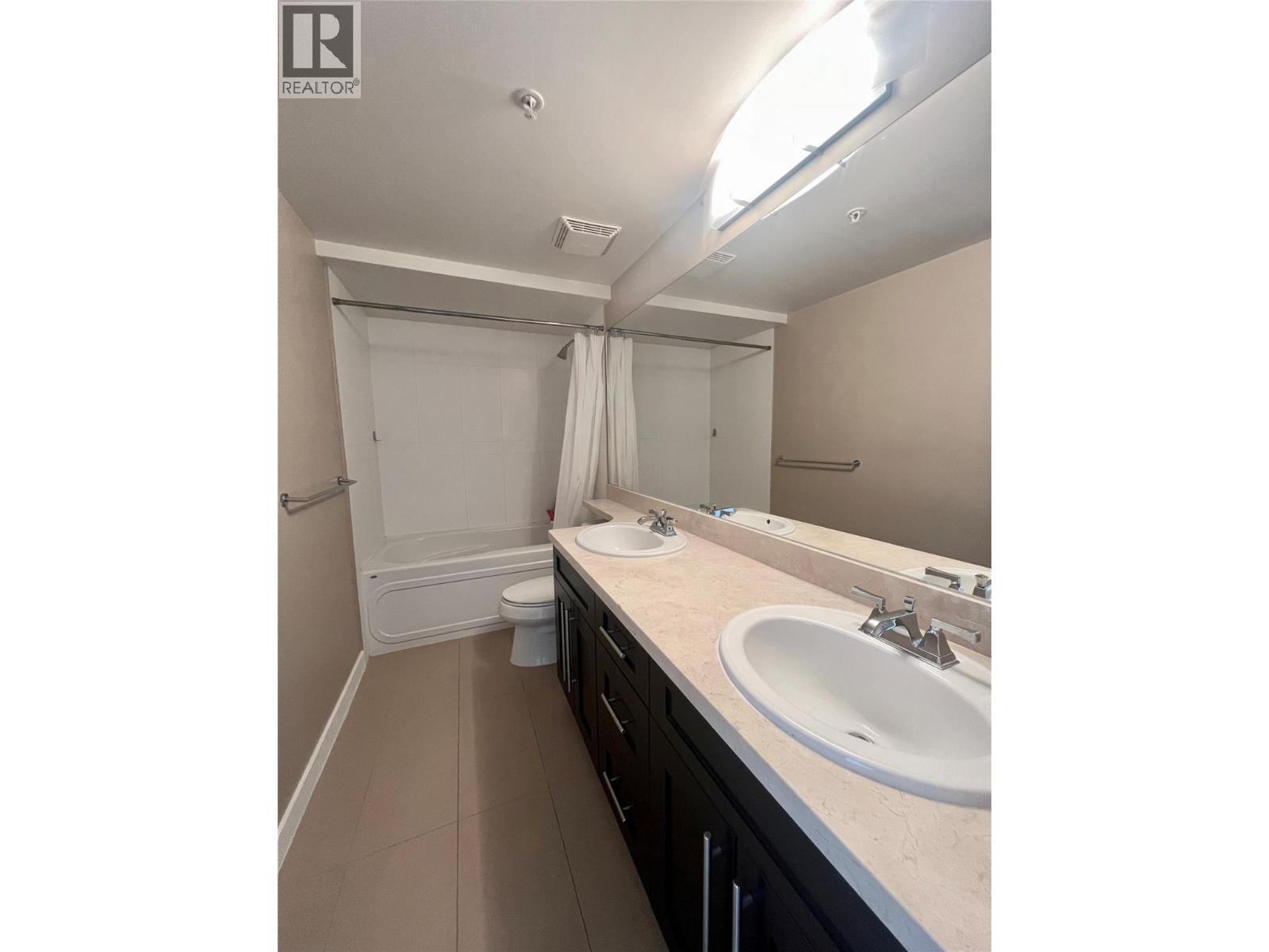 1803 1075 Sunset Drive, Kelowna