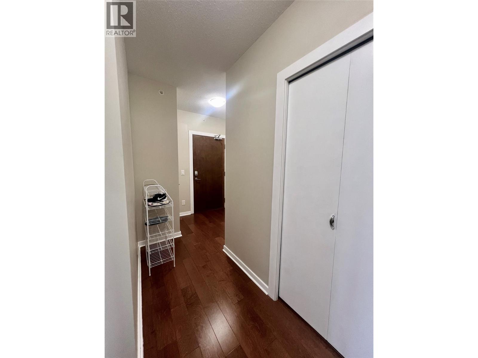 1803 1075 Sunset Drive, Kelowna