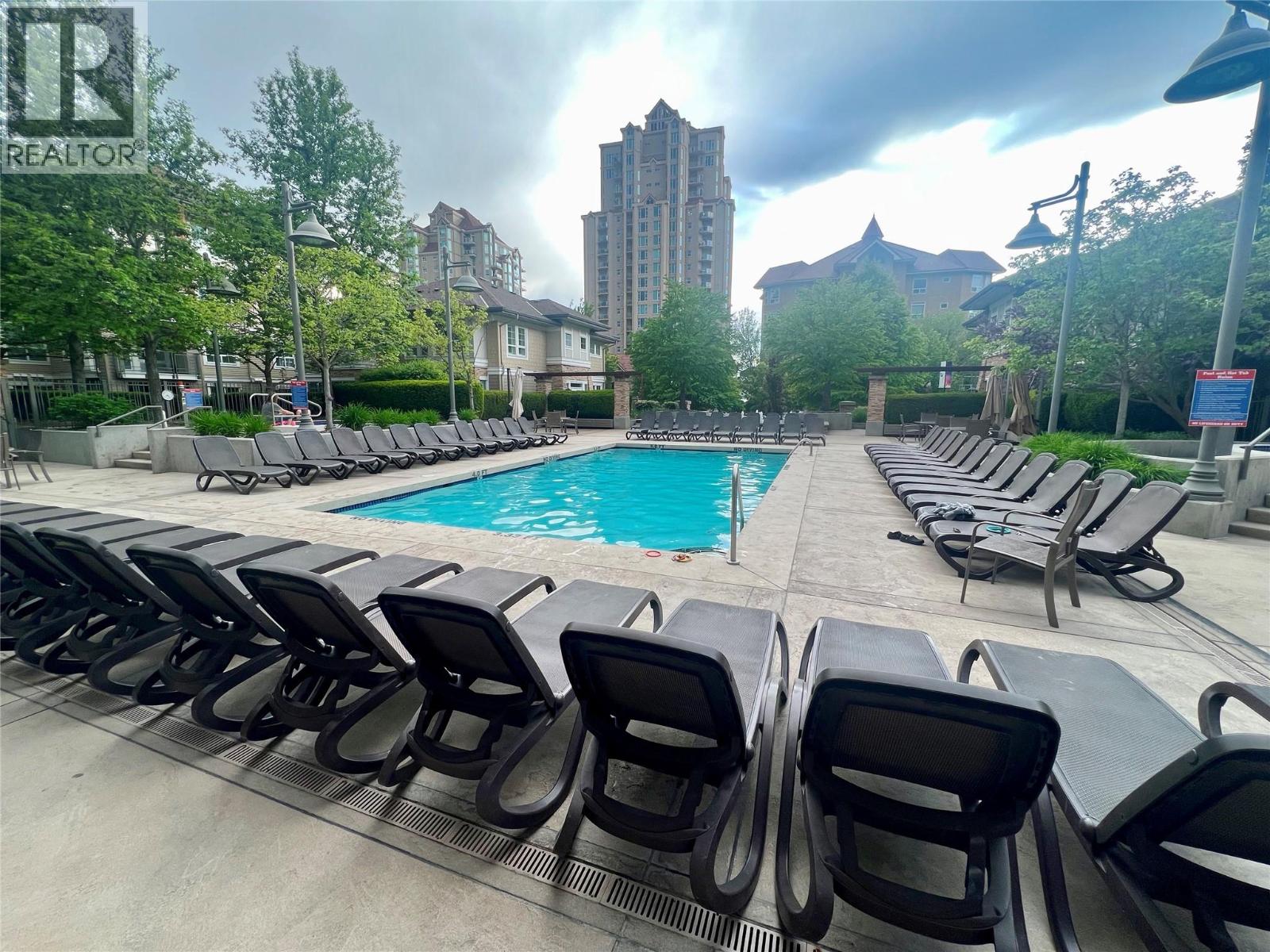 1803 1075 Sunset Drive, Kelowna