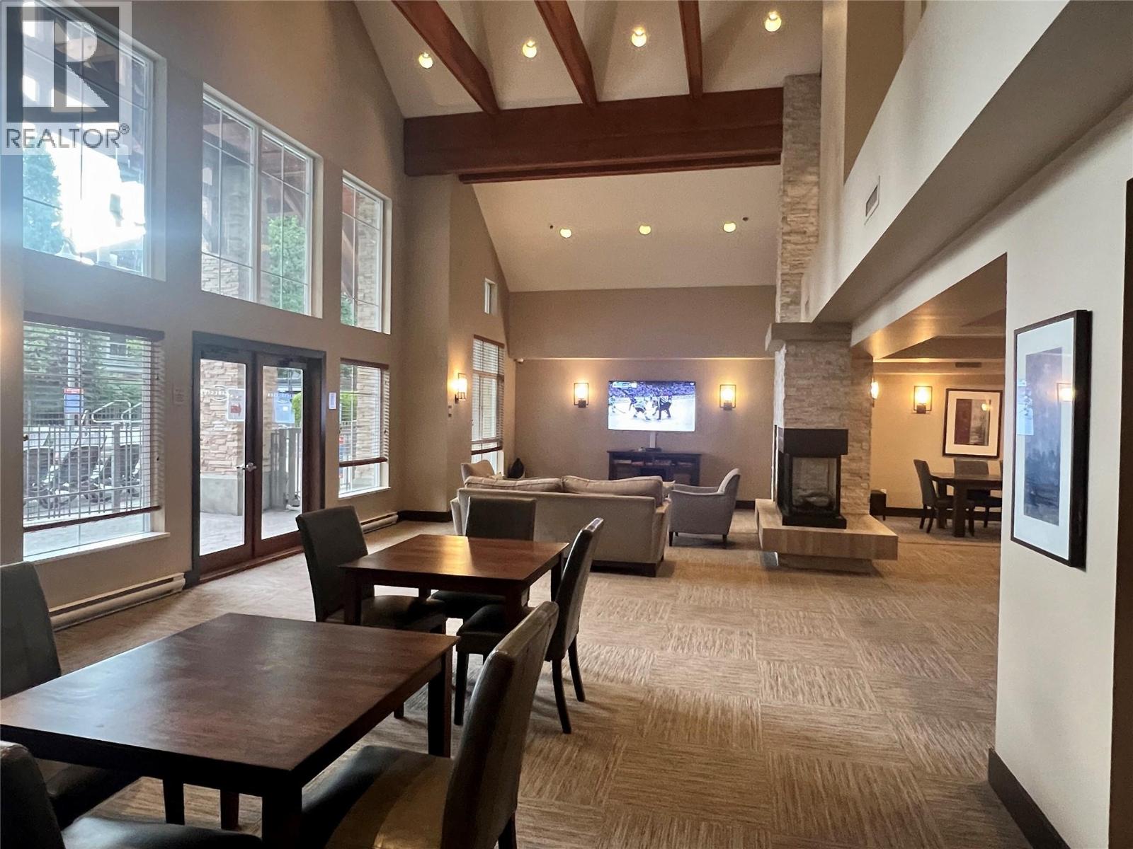 1803 1075 Sunset Drive, Kelowna