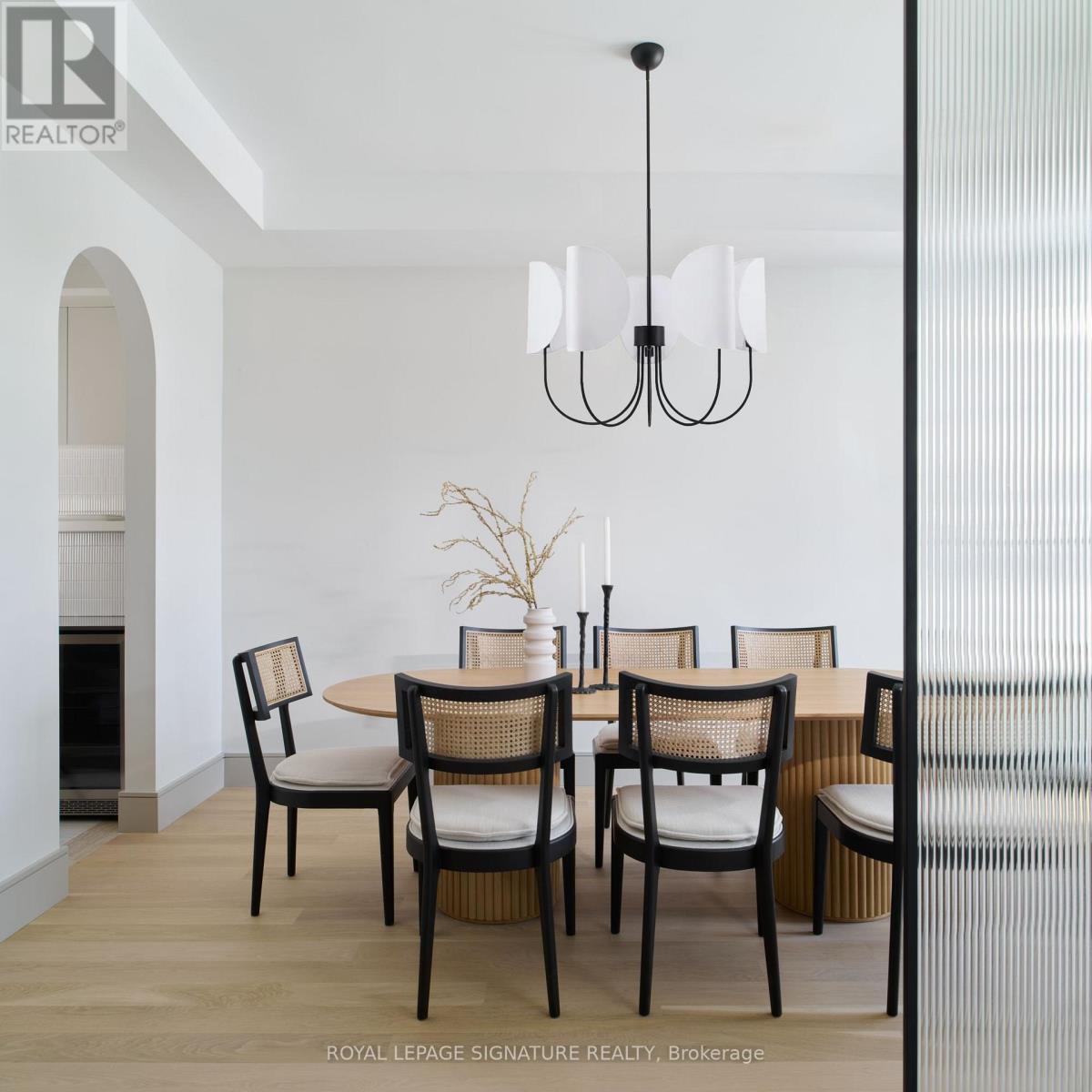 MAIN - 82 GOUGH AVENUE - Photo 4 of 39, Toronto (Playter Estates-Danforth), Ontario