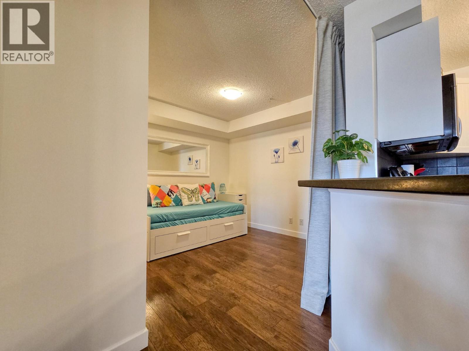 205 Third Avenue Unit# 1306, Invermere