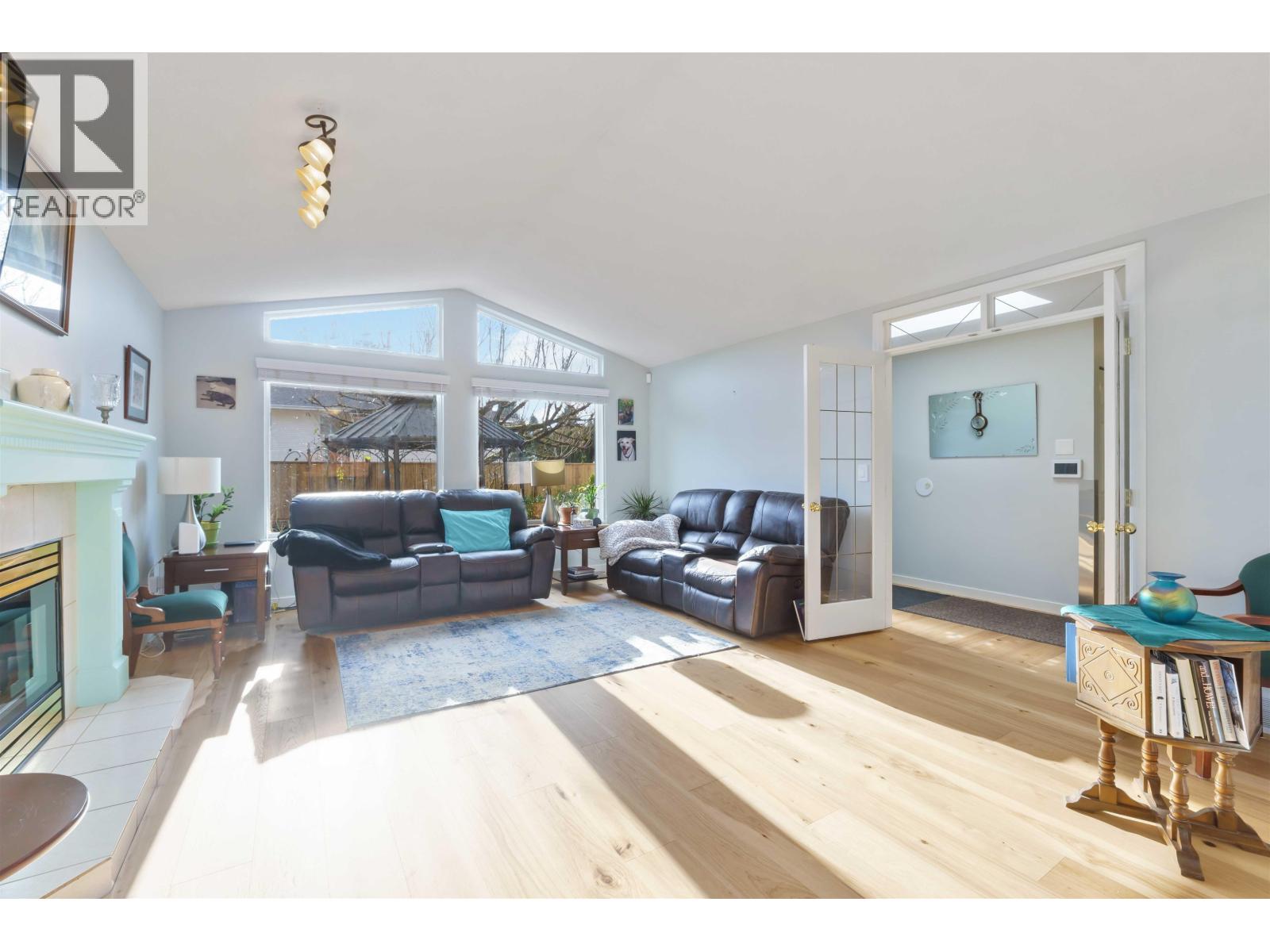 19379 CUSICK CRESCENT, Pitt Meadows