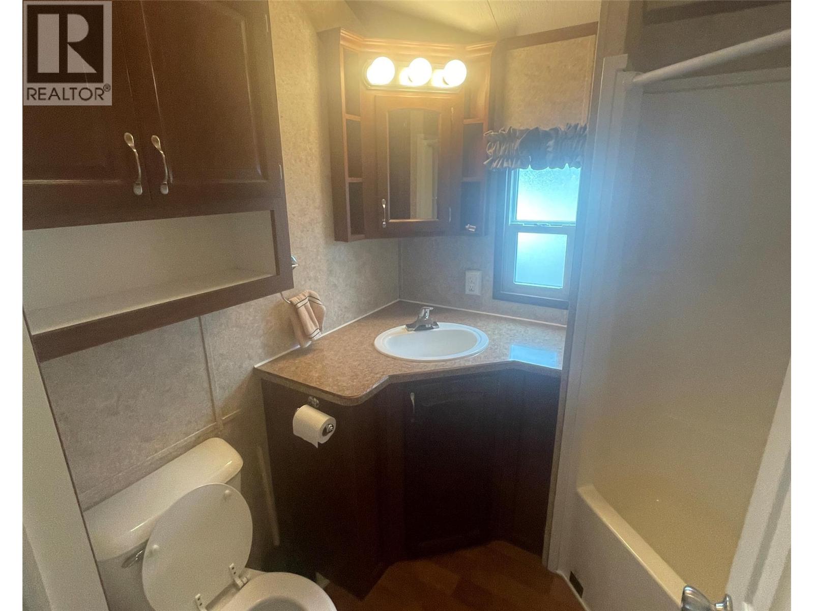#19 2633 Squilax Anglemont Road - 22