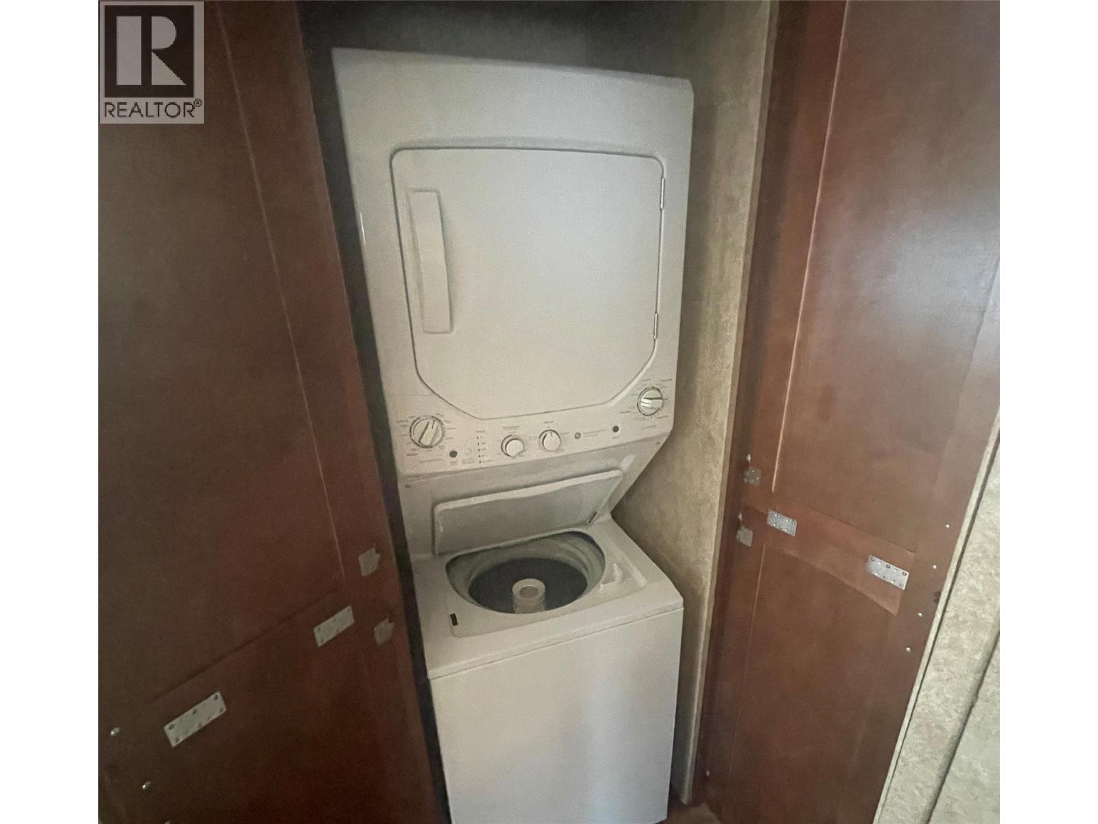 #19 2633 SQUILAX ANGLEMONT ROAD - 21