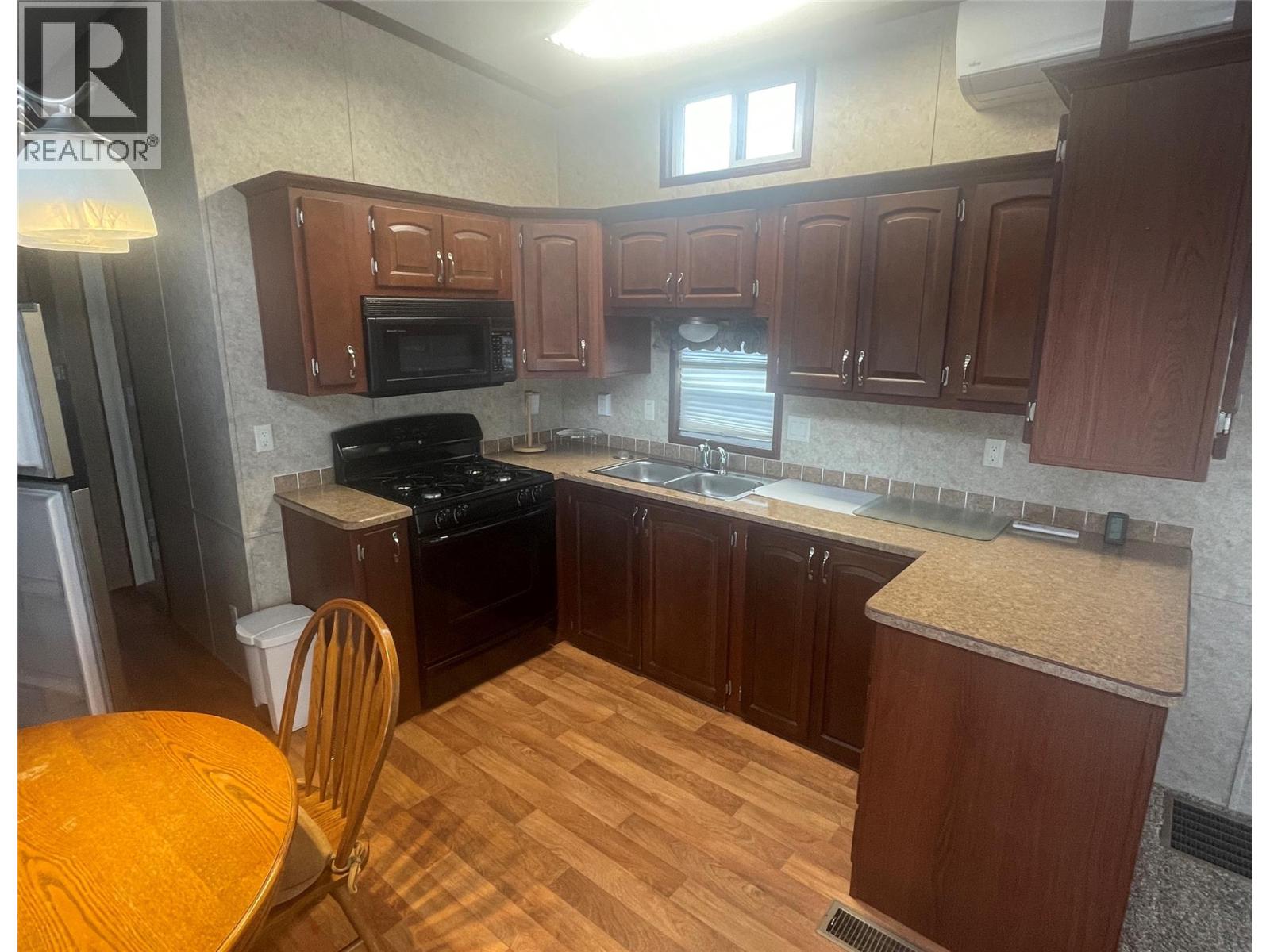 #19 2633 Squilax Anglemont Road - 13