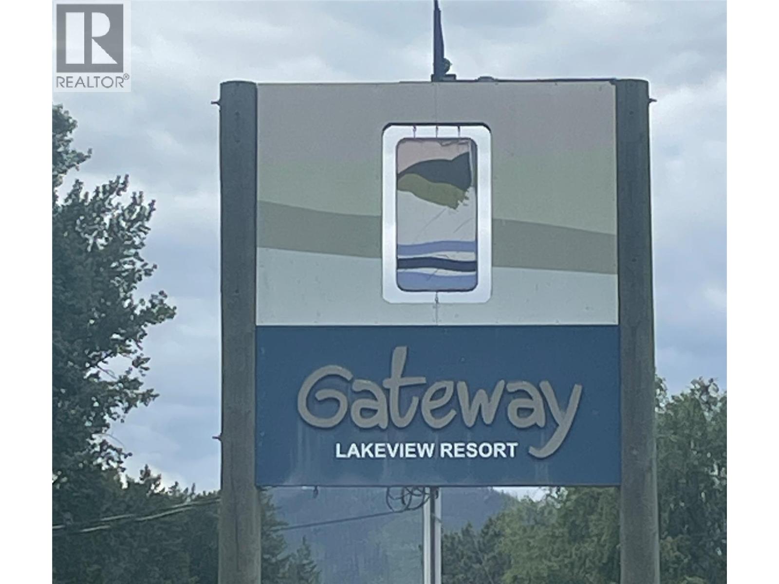 #19 2633 SQUILAX ANGLEMONT ROAD - 38