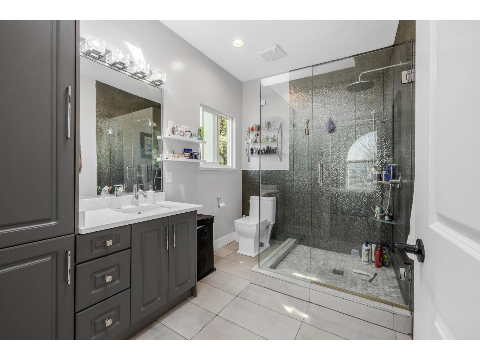 6222 133 STREET, Surrey