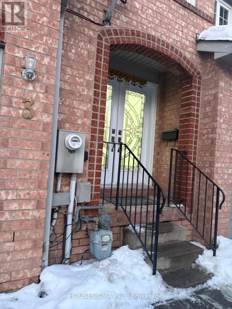 3 SINCLAIR COURT - 2