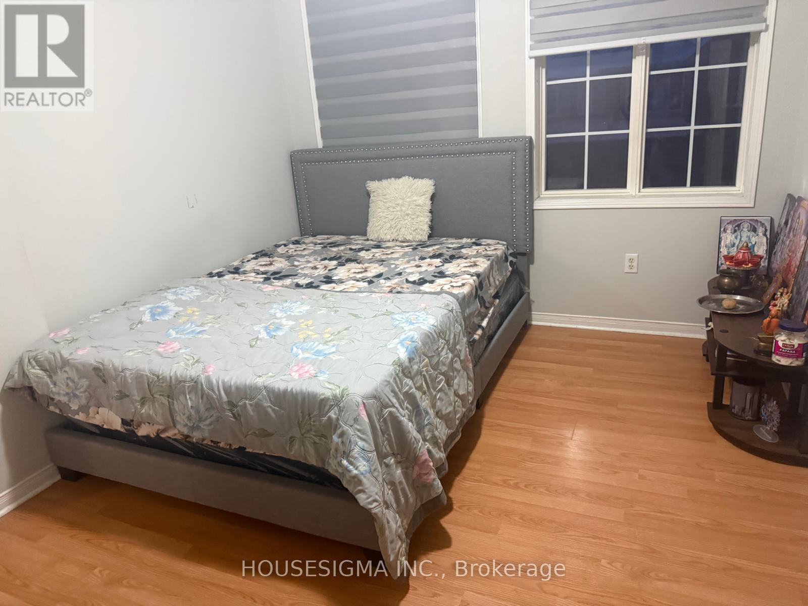 3 SINCLAIR COURT - 17