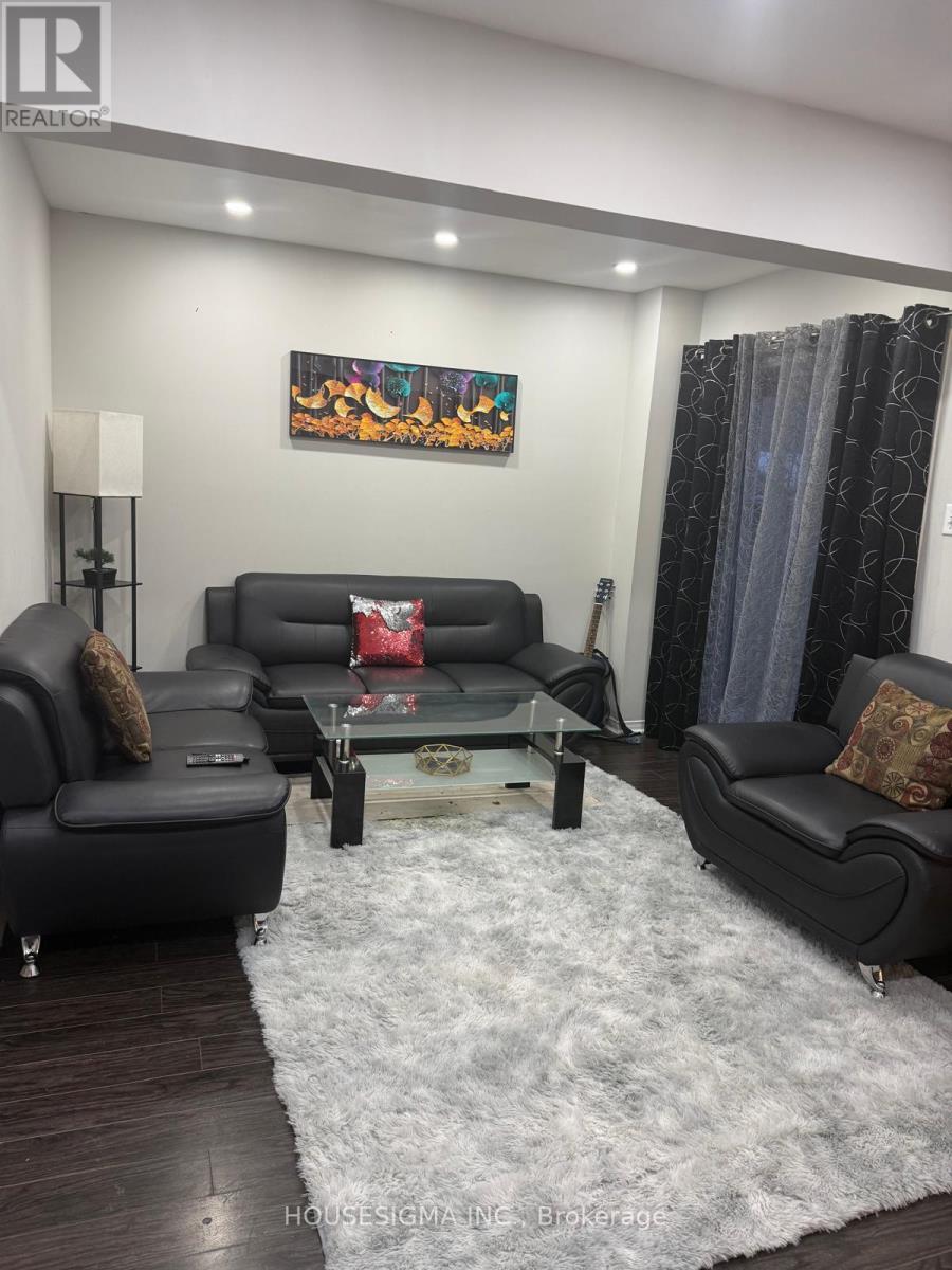 3 SINCLAIR COURT - 9