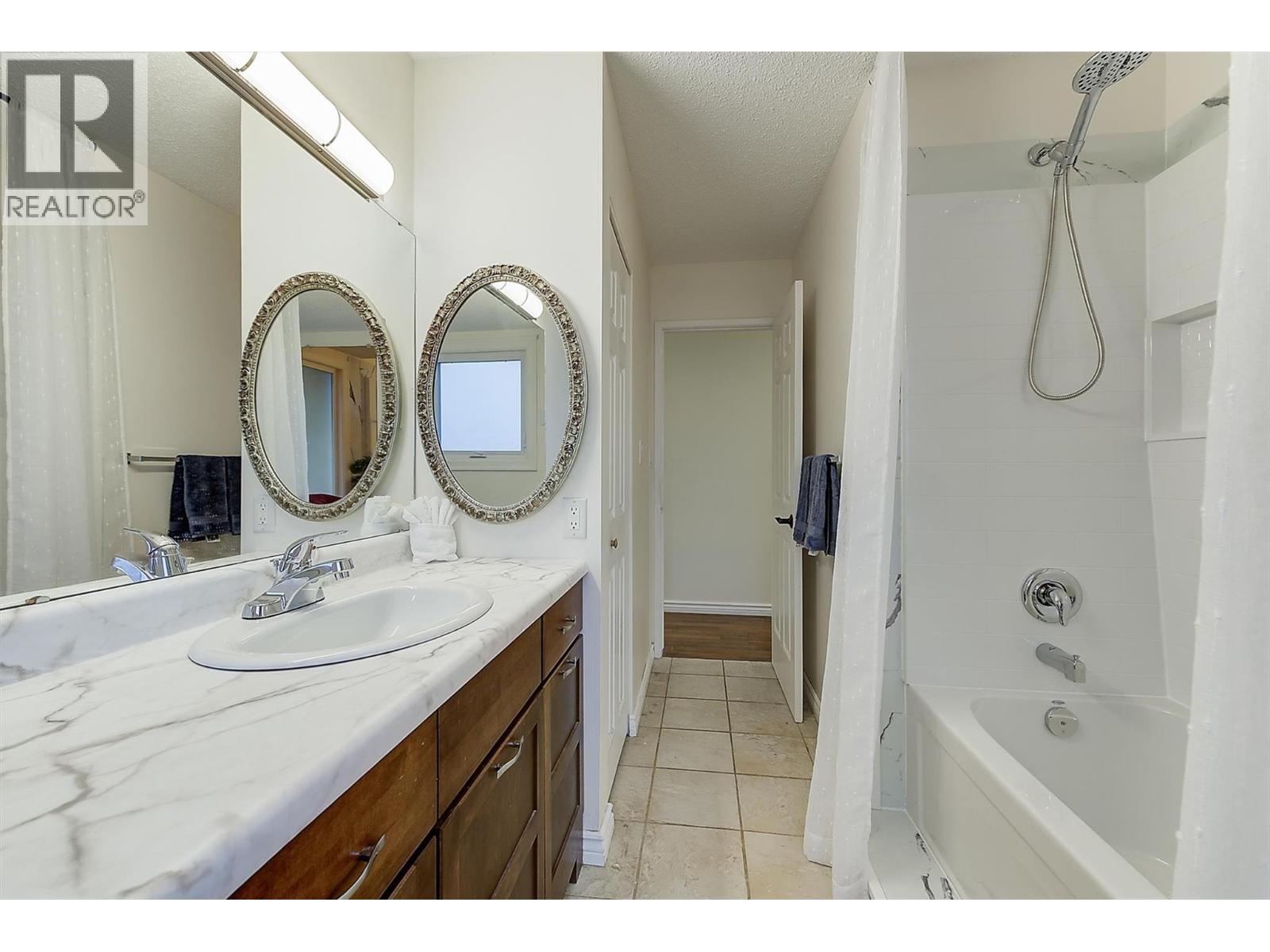  2415 Collingwood Road, West Kelowna