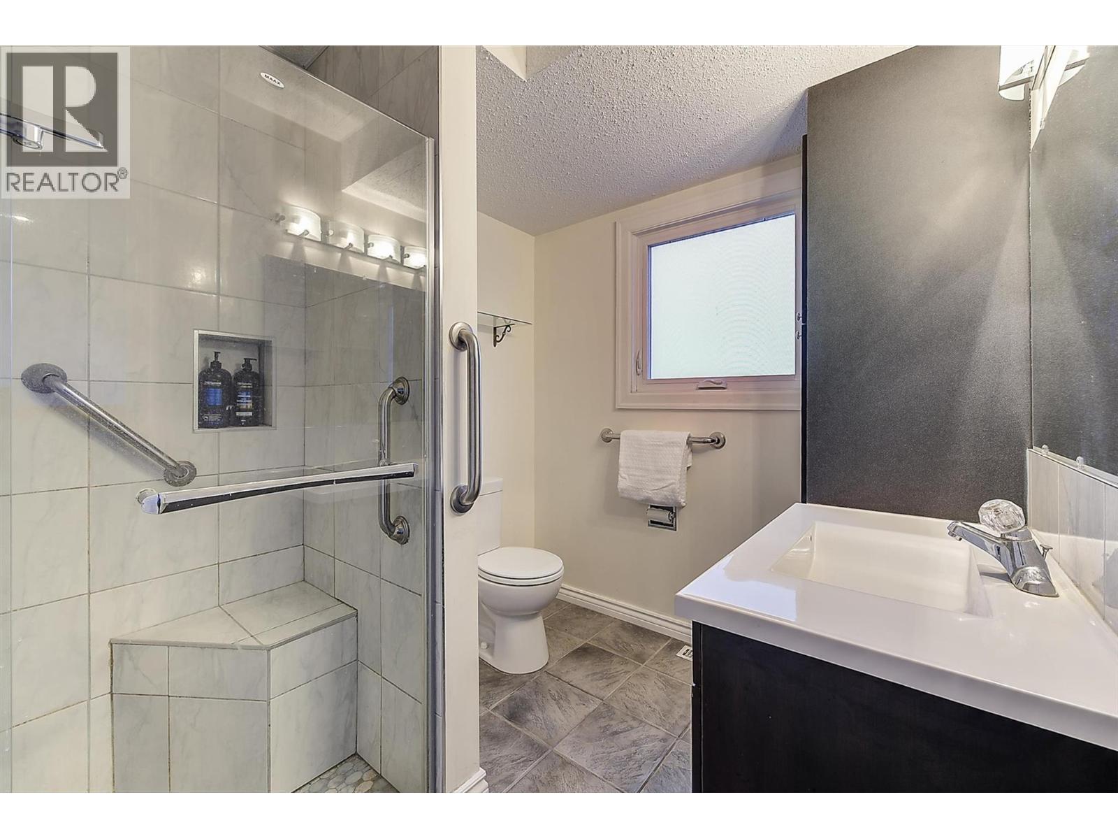  2415 Collingwood Road, West Kelowna