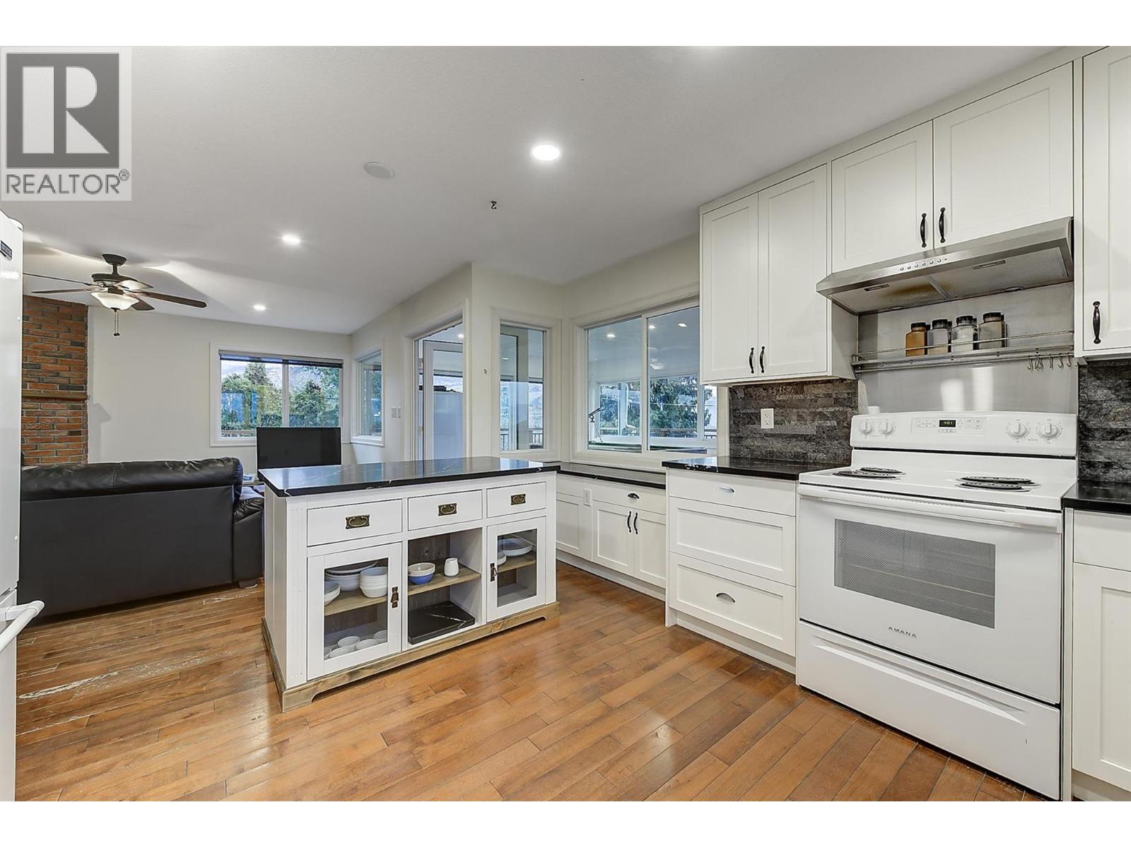  2415 Collingwood Road, West Kelowna