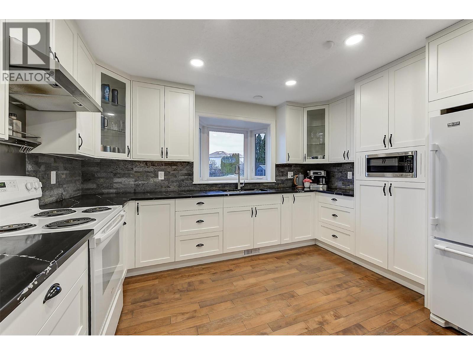  2415 Collingwood Road, West Kelowna