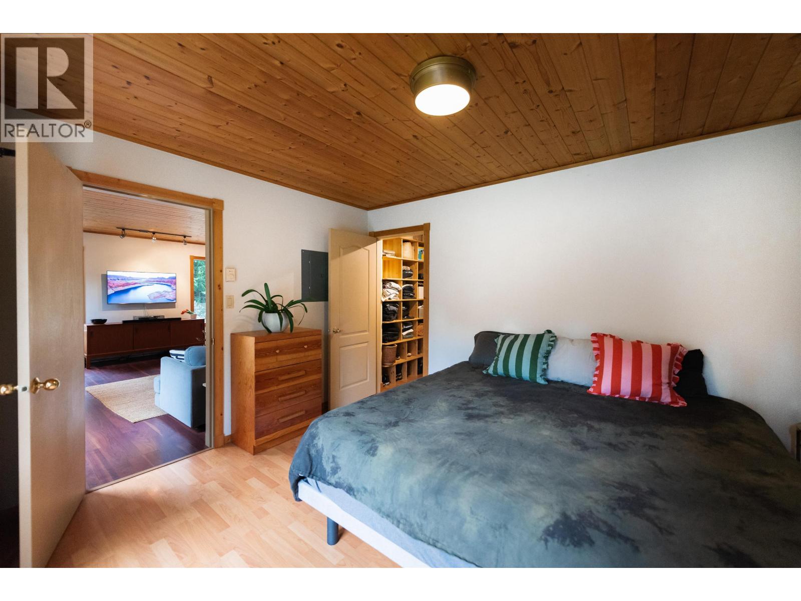 1479 PARK AVENUE, Roberts Creek