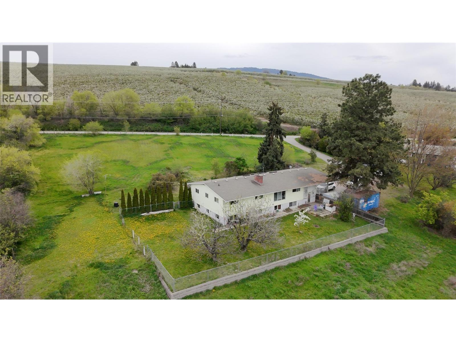  6594 Pleasant Valley Road, Vernon