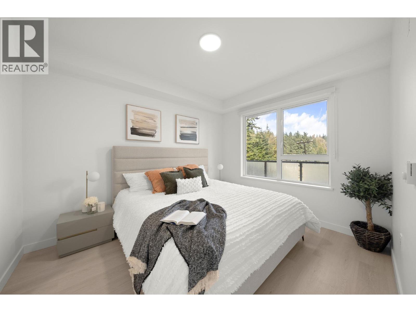 220 2002 ST. GEORGE STREET, Port Moody