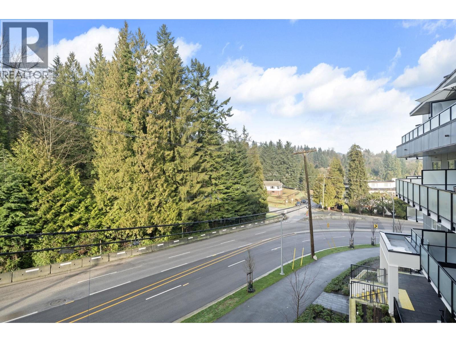 220 2002 ST. GEORGE STREET, Port Moody