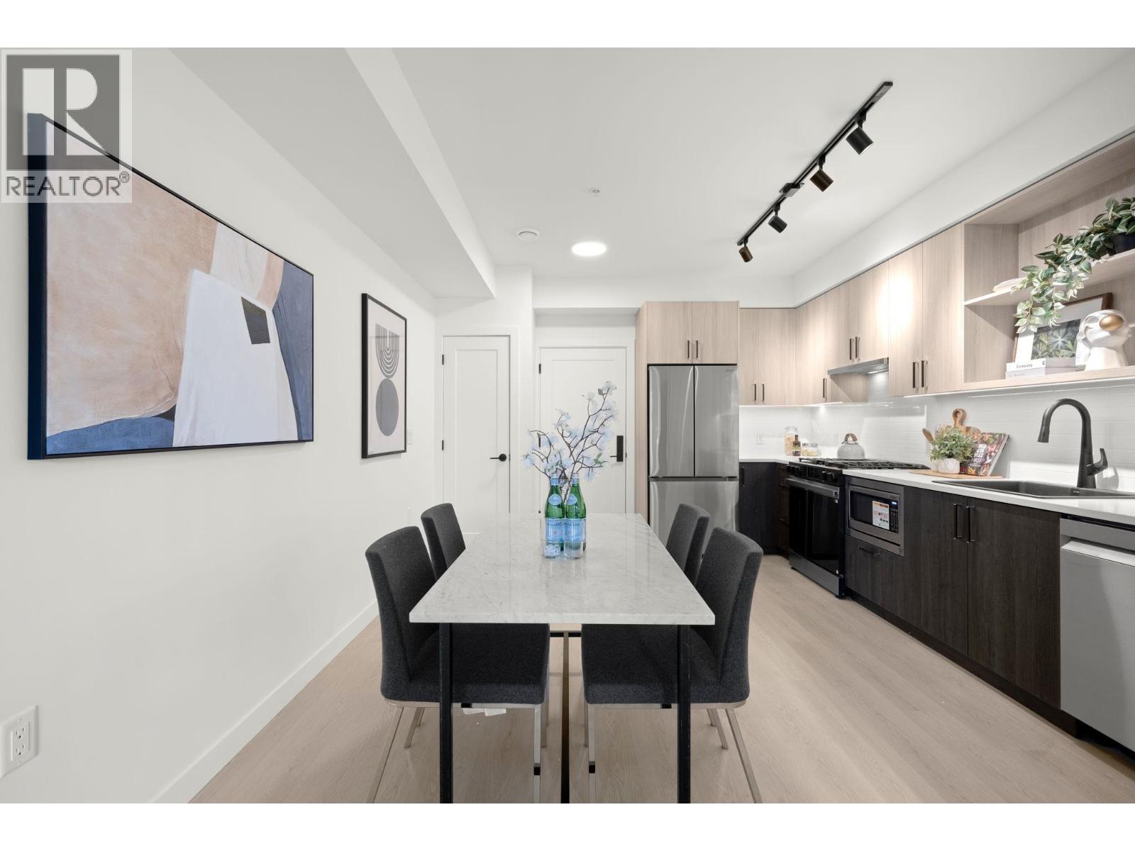 220 2002 ST. GEORGE STREET, Port Moody