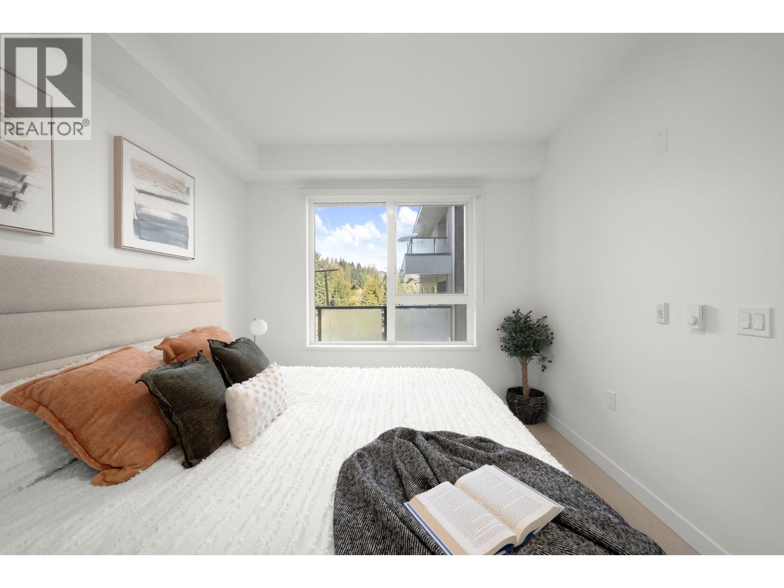 220 2002 ST. GEORGE STREET, Port Moody