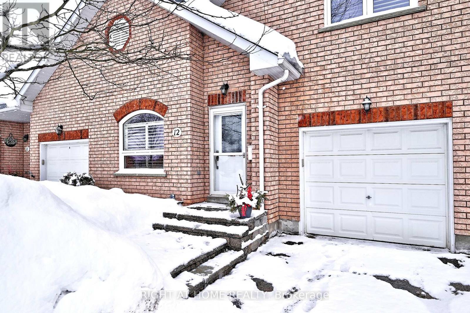 318 Little Avenue 12