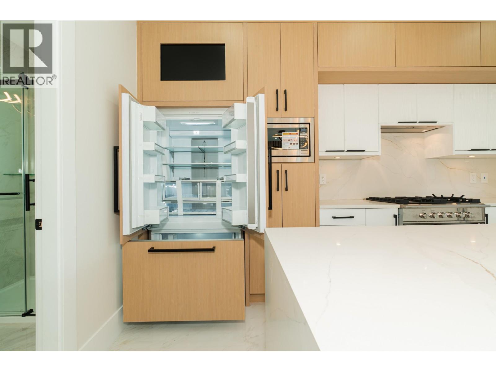 1552 W 66TH AVENUE, Vancouver