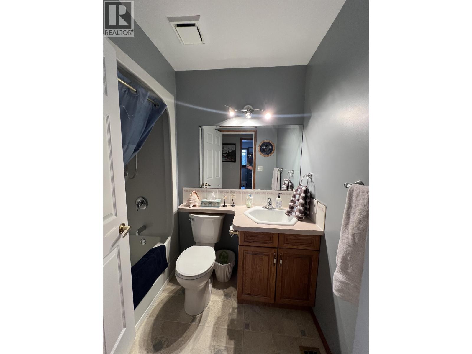 5323 MOUNTAINVIEW DRIVE, Fort Nelson