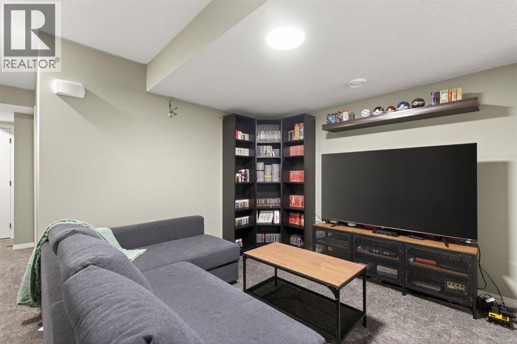 Single Family House for Sale in  Belmont Heath SW Belmont Calgary 