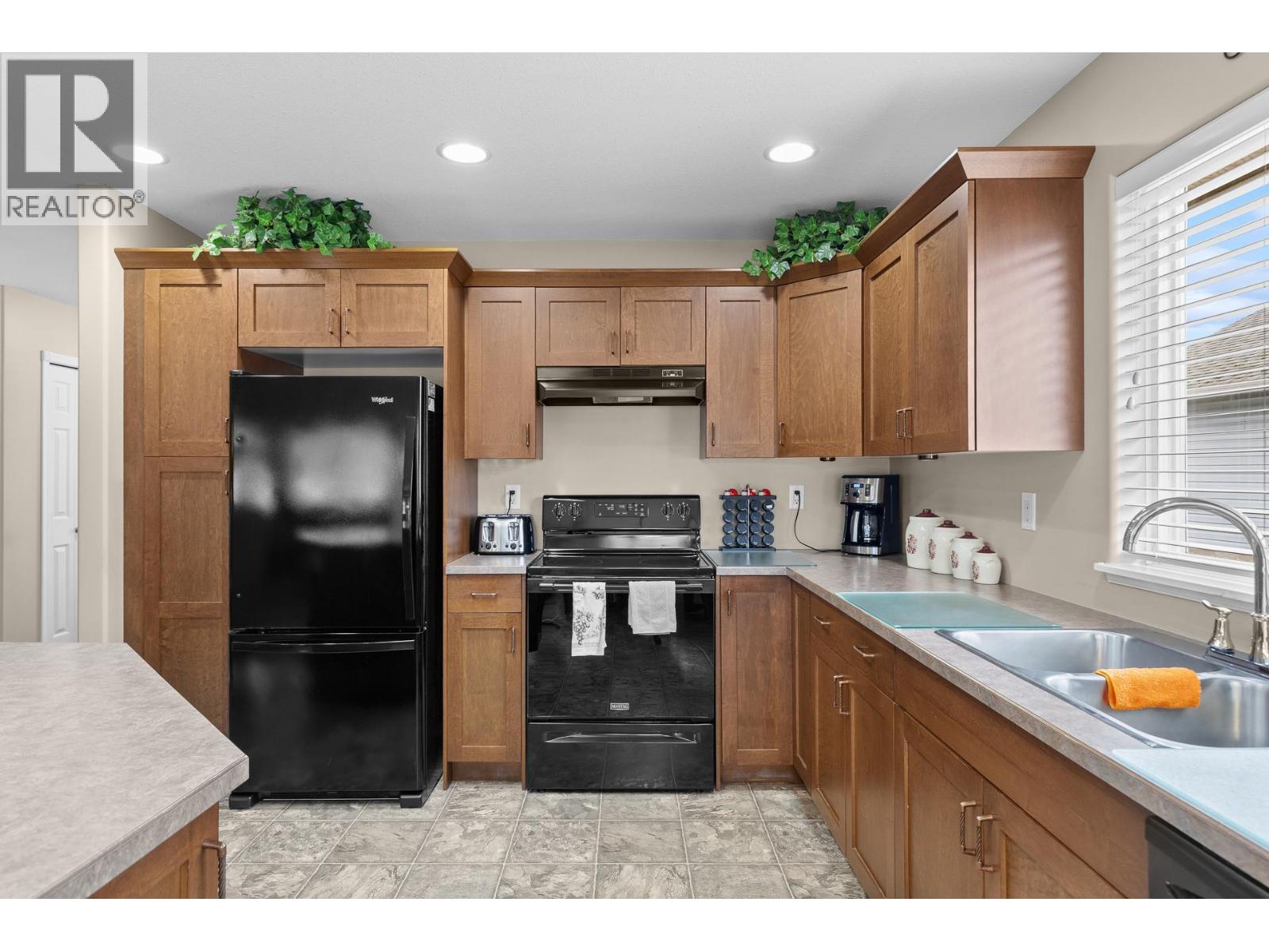  1129 1 St. N Street, Vernon