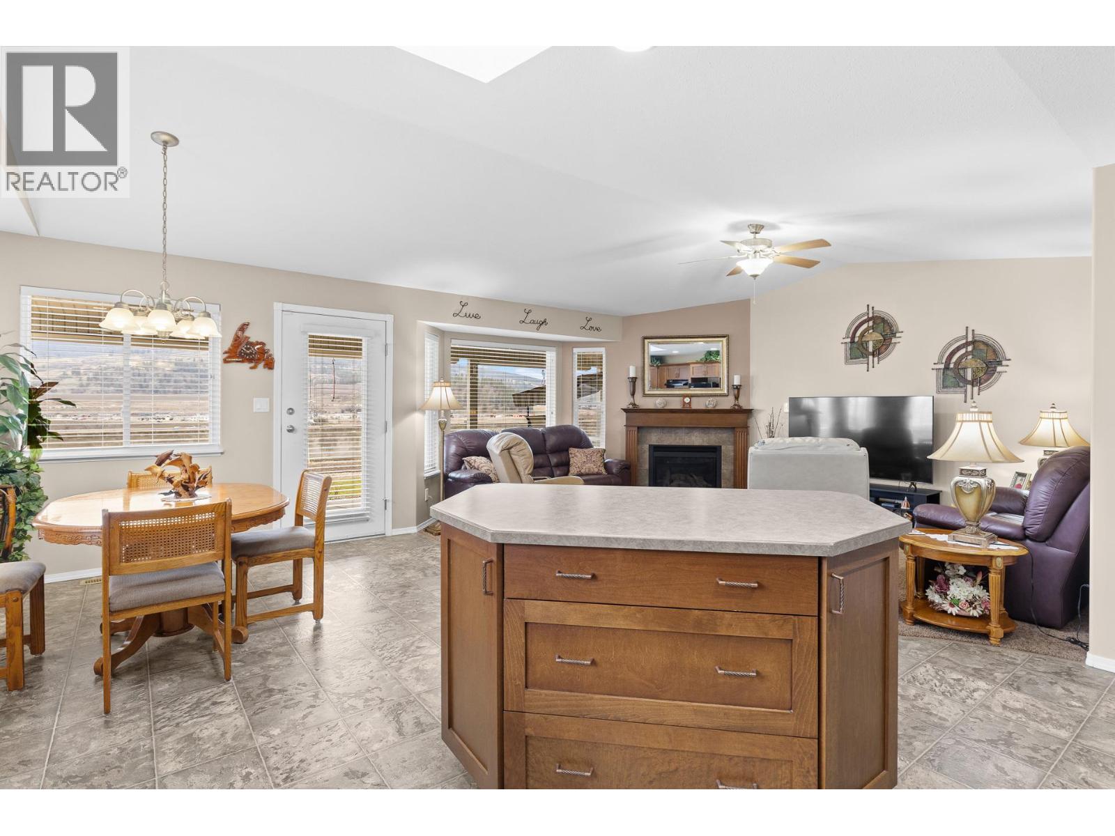  1129 1 St. N Street, Vernon